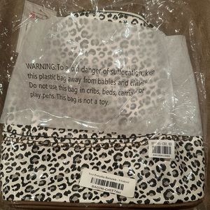 Jen & Co Cheetah Backpack